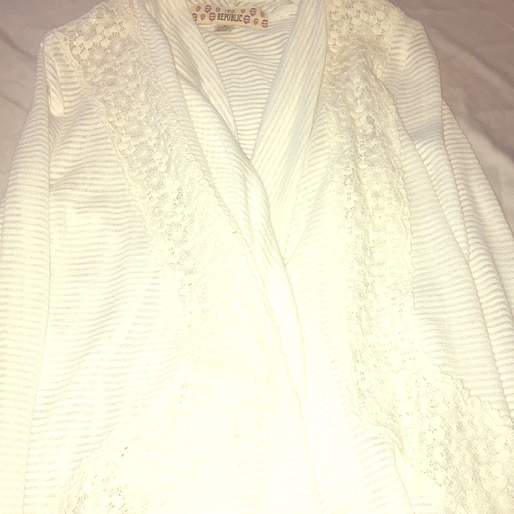 Girls sweater